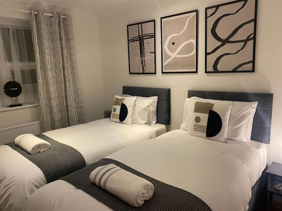 Acacia Villa Dunstable Eksteriør bilde